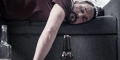 Alcohol Poisoning Symptoms And Causes Northridge Addiction Treatment