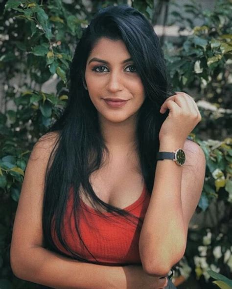 Here Is Awesome 27 Photos Of Indian Beautiful Women 2018