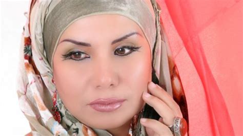 popular uzbek singer to give first concert after five year ban