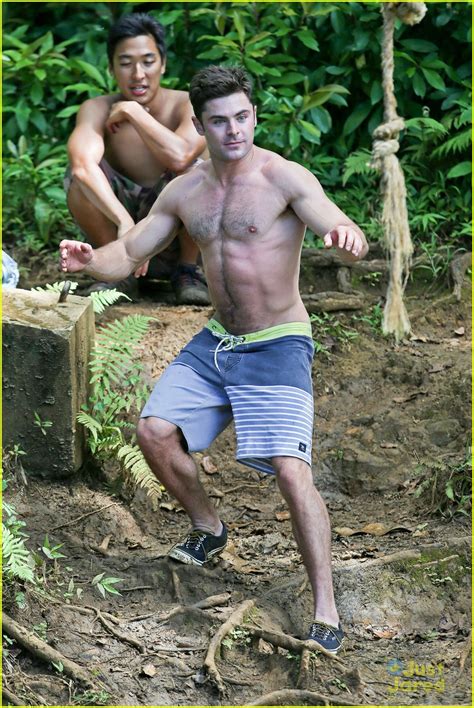 Zac Efron S Shirtless Rope Swing Photos Are Too Hot To Handle Photo Photo Gallery