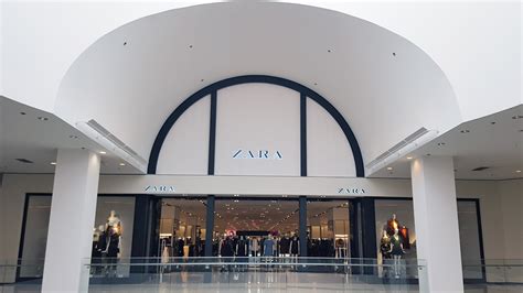 Photos Inside Zaras Massive Boutique At Glendale Galleria Racked La