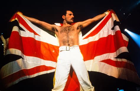 Freddie mercury the lead singer of queen and solo artist, who majored in stardom while giving new meaning to the word. Meet The Actor Who SHOULD Have Played Freddie Mercury ...