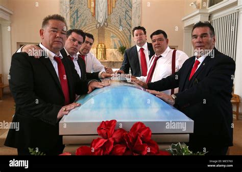 Big Fat Gypsy Weddings Star Paddy Doherty Right And His Brothers At