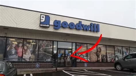 Thrifting Goodwill Finds and Facebook Marketplace Pick Ups! Making $300