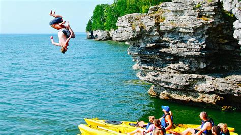 The 15 Ballsiest Cliff Jumps In America Cliff Jumping Wisconsin