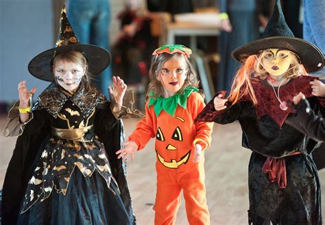 Halloween How To Plan Your Halloween Activities Around Weathermom It