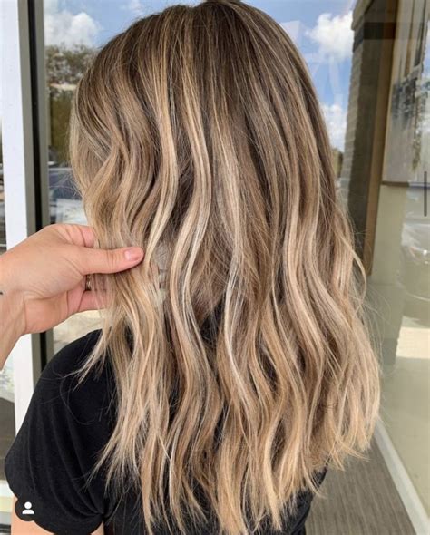 Bronde Lived In Hair Color In 2021 Blonde Hair With Highlights