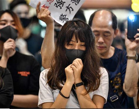 [光復香港，時代革命] the definitive chiobus and milfs of hk protest thread page 17 sg