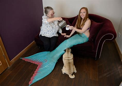 Woman Who Idolised Disneys Ariel Now Makes Her Living As A Real Life