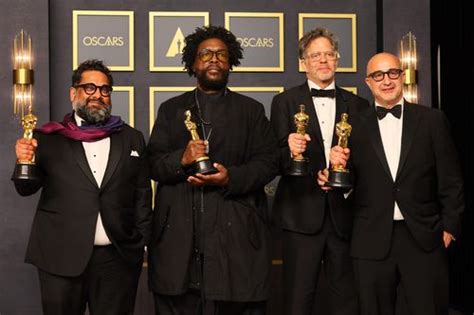 Questlove Wears Gees Bend Design During Oscar Win For ‘summer Of Soul