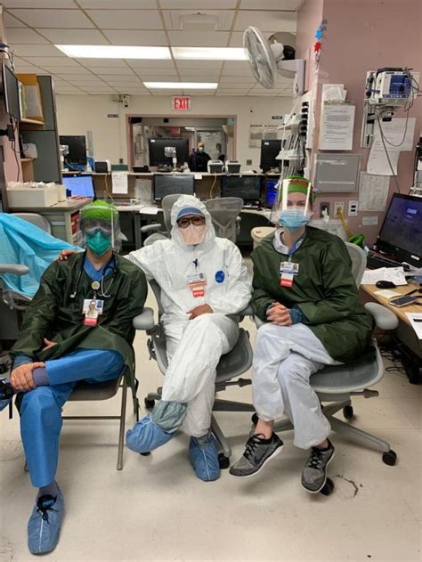 Milkha singh has no idea when he was born. Milkha Singh's daughter fights COVID-19 from frontline in ...