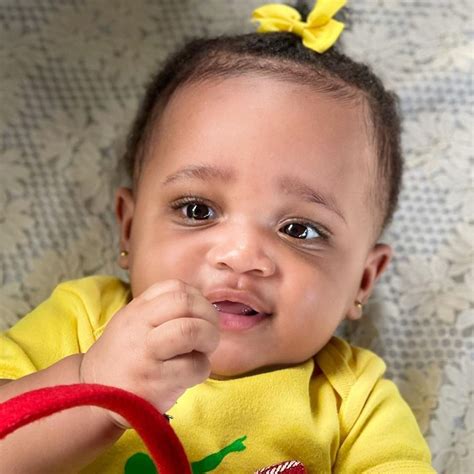 Lightning would surely be a befitting name for the daughter of usain bolt. Usain Bolt shares adorable photos of his daughter, Olympia ...