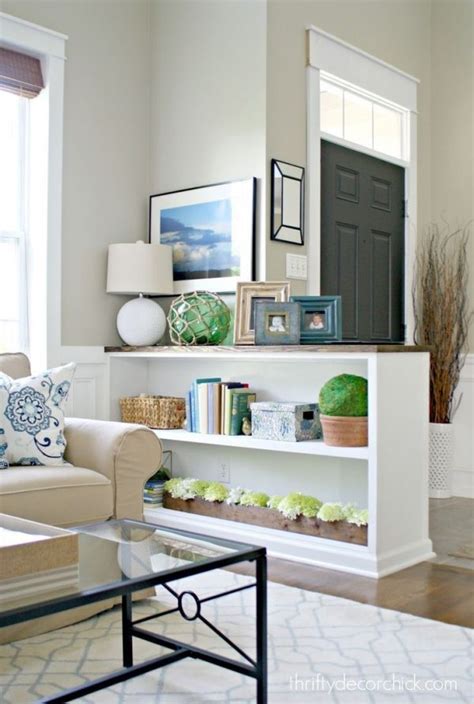 How To Decorate A Living Room With Front Door Leadersrooms
