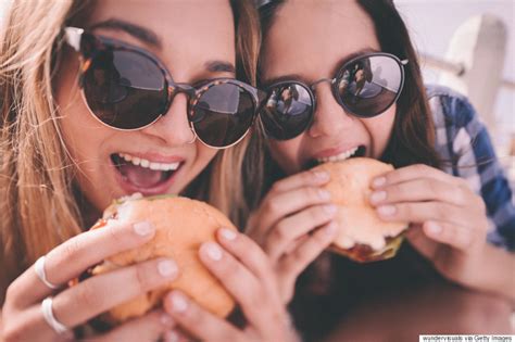 This Is The Most Popular Cheat Meal According To Social Media