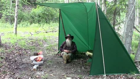 Awesome Easy Shelter Using Standard Square Tarp Survival Knife Review