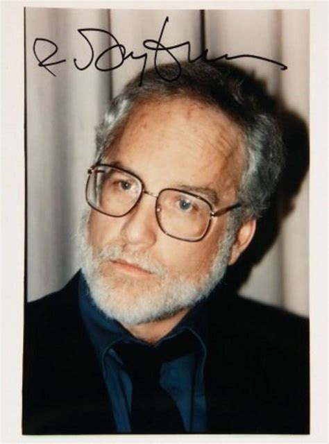 Richard Dreyfuss Signed Portrait Photo