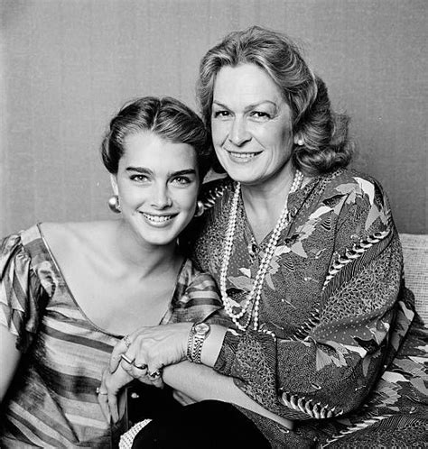 Brooke Shields Mother Dies