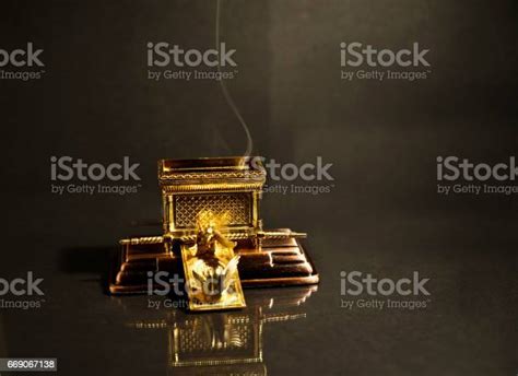 Ark Of The Covenant Stock Photo Download Image Now King Royal
