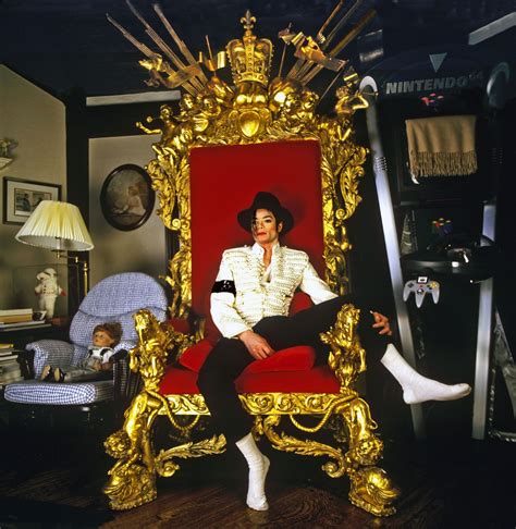 Michael Jackson On Throne King Of Pop Holden Luntz Gallery