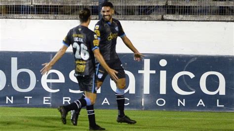 Encontrá aquí toda la información detallada de la primera división (primera a) del fútbol argentino o actualmente conocida como la liga profesional de fútbol (lpf). Cuándo juegan Gimnasia vs Atlético Tucumán, por el Grupo B ...