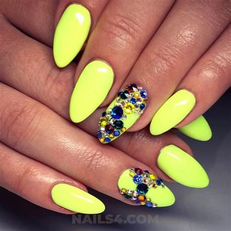 75 Cute Almond Nail Designs Youll Want To Try Almond Nails Designs
