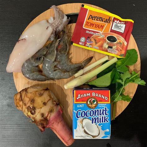 Rekomendasi resep tomyam yang lezat dan mudah dibuat. Resepi Mudah Tomyam Santan Lemak Berkrim, Sedap Tak ...
