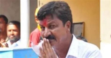 Ramesh Jarkiholi सेक्स स्कैंडल में फंसे मंत्री रमेश जारकीहोली का इस्तीफा बोले साजिशkarnataka