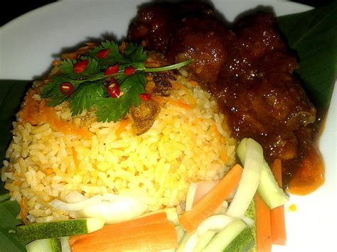 Yuk, coba masak nasi briyani ayam di rumah! FAMILY JANNATI: NASI CARROT, AYAM MASAK MERAH