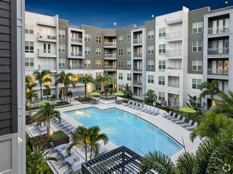 We offer a variety of spacious floor plans. South Tampa 3 Bedroom Apartments for Rent - Tampa, FL ...