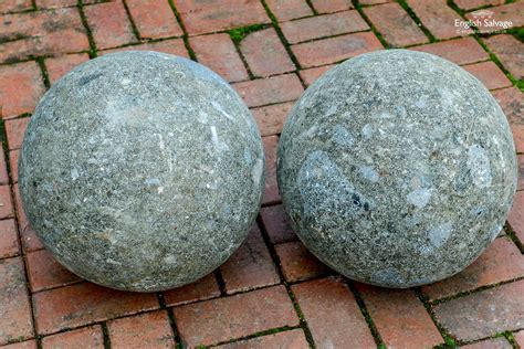 Natural stone garden spheres / balls