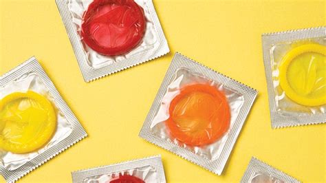 10 Hilarious Reasons To Use Condoms From A 14 Year Olds Sex Ed Quiz Gq