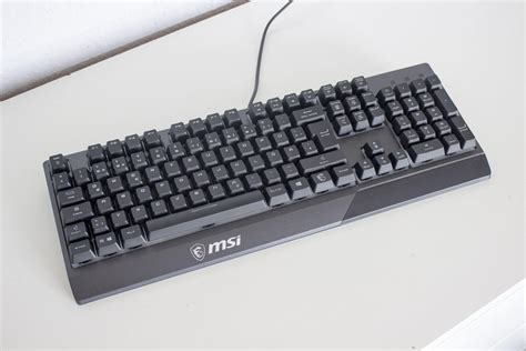 Msi Vigor Gk G Nstige Gaming Tastatur Mit Plunger Switches Im Test