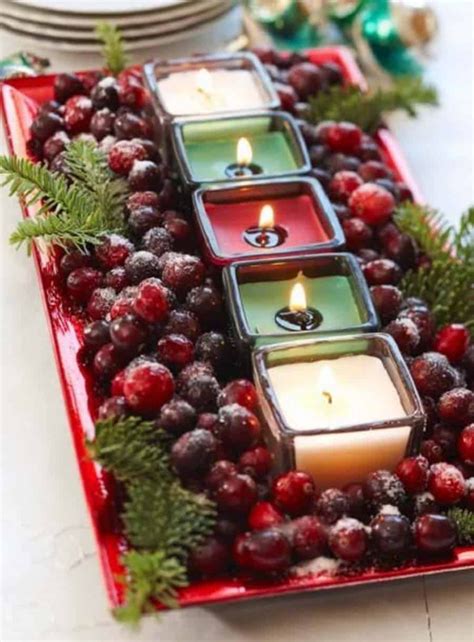 25 Absolutely Gorgeous Centerpiece Ideas For Your Christmas Table
