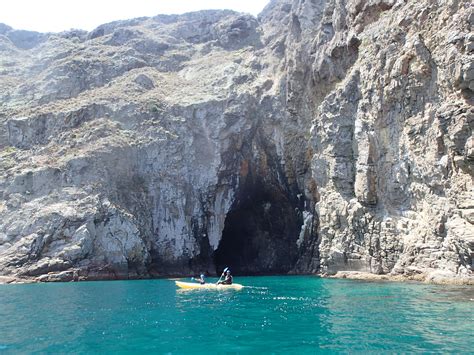 Massive Sea Caves At Santa Cruz Island Channel Your Inner Ocean