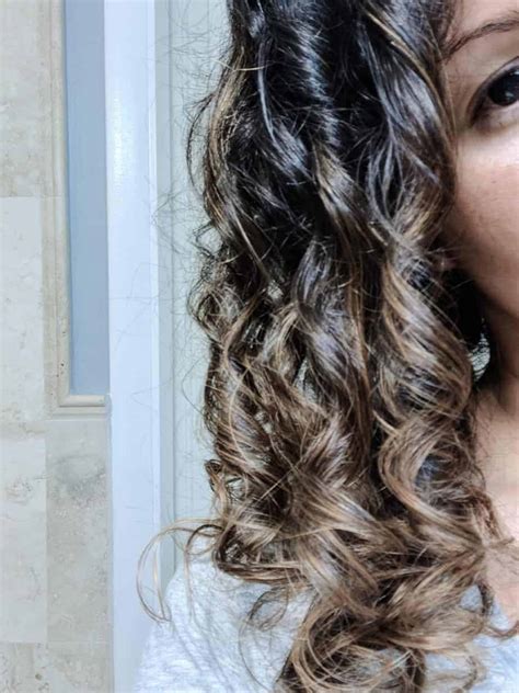 11 Surprising Reasons You Have Frizzy Curly Hair Tips To Beat Halo Frizz