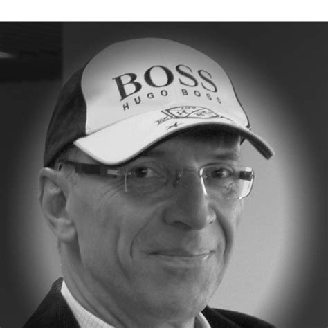 When a bank is robbed, the loot will often contain a wad of manipulated banknotes. Udo Belz - Niederlassungsleiter Hessen, Rheinland-Pfalz ...
