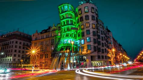 Und doch ist es ein haus. Die 10 schönsten Prag Sehenswürdigkeiten für Touristen ...