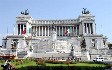 Rome Il Vittoriano Monument To Vittorio Emanuele Ii Lazio Italy