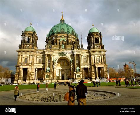 Berlin Cathedral Stock Photo Alamy
