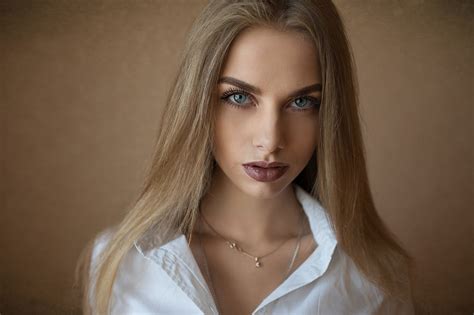 Wallpaper Model Blonde Women Face Portrait 2000x1333