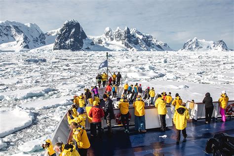 8 Reasons Why You Should Visit Antarctica Fravel