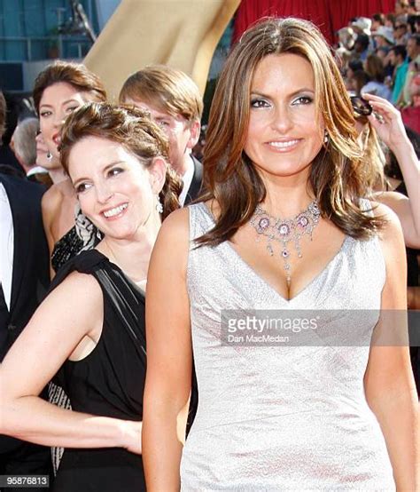 Mariska Hargitay 2009 Photos And Premium High Res Pictures Getty Images