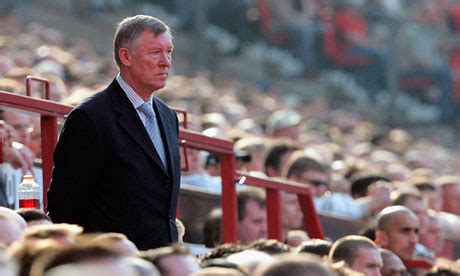 Sir alex ferguson, eric cantona, ryan giggs, gordon strachan. A Biography of Sir Alex by a Liverpool Fan