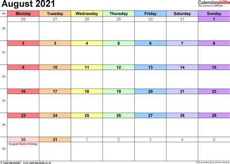 August 2021 Calendar Riset