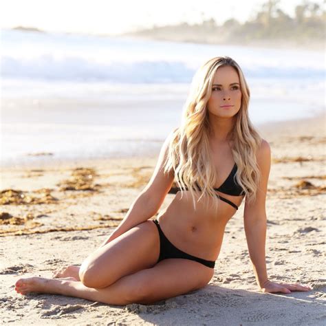 Bachelor Contestant Amanda Stanton Strips Off National Enquirer