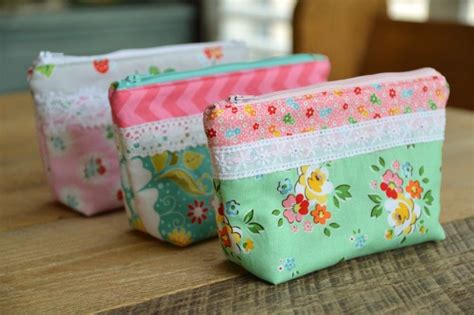 Zipper Pouch Easy To Follow I Used These Sizes 10x6 Main Bottom 10x2