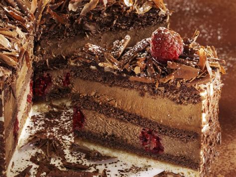 Wir haben wir die besten rezepte für schokoladenkuchen zusammengestellt: Schokoladentorte Rezept | EAT SMARTER
