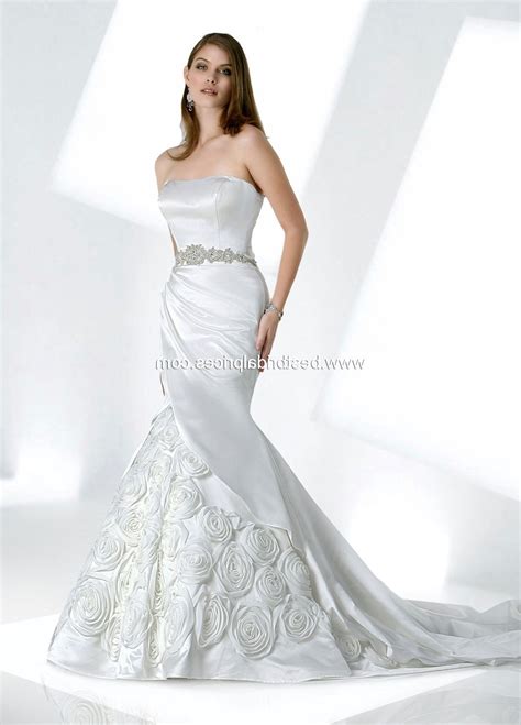 Wedding Dress For Short Hourglass Figure Wedding Dresses Dresses