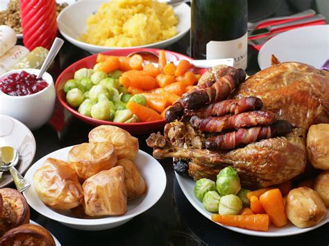 The word 'christmas' conjures up happy images of gifts, a lavish spread of delectable food. UK's favourite food to eat on Christmas Day revealed | The ...