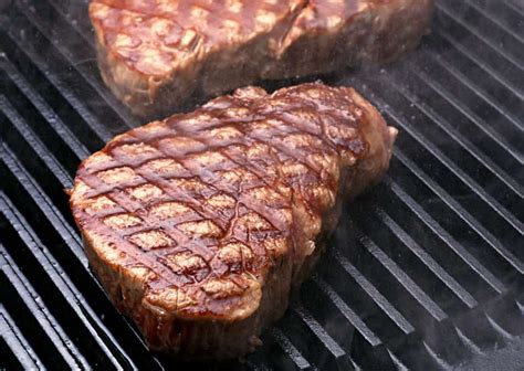 How To Grill Ribeye Steak On Gas Grill A Beginner S Guide